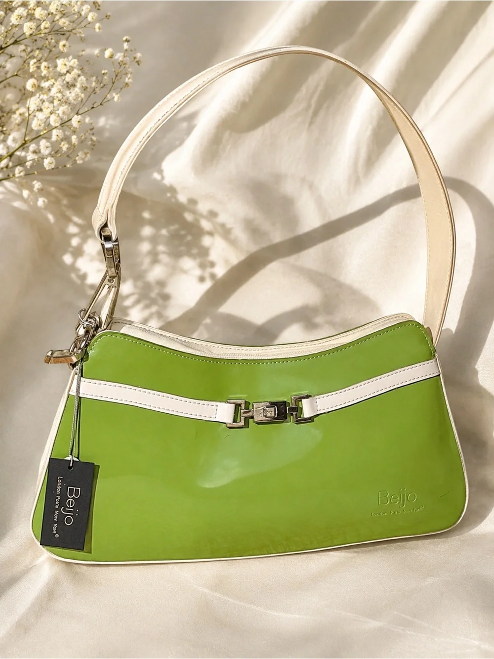 Beijo Y2K Avocado Green Glossy Hobo Shoulder Bag NWT White Trim Deadstock - Picture 1 of 13